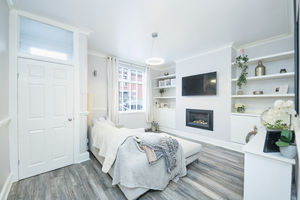 Photo 1- click for photo gallery